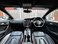 Used Audi A5 Black Edition 177 HP (130 kW) 2013 White Coupe