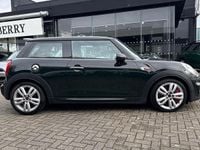 Used Mini John Cooper Works Hatch 228 HP (167 kW) 2022 Green Hatchback