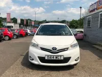 Used Toyota Yaris Trend 101 HP (74 kW) 2014 White Hatchback