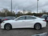 Used Lexus ES300H 2021 White Sedan