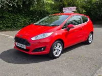 Used Ford Fiesta Zetec 82 HP (60 kW) 2017 Red Hatchback