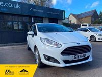 Used Ford Fiesta Zetec 75 HP (55 kW) 2016 White