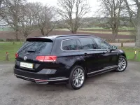 Used VW Passat R-line 150 HP (110 kW) 2018 Deep black pearl effect Estate