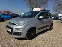 Usado Fiat Panda Lounge 85 HP (62 kW) 2012 Cinzento Citadino