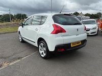 Used Peugeot 3008 Active 2012 White Hatchback