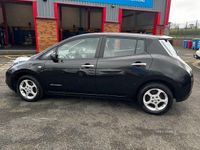 Begagnad Nissan Leaf Acenta 80 kW (109 HK) 2017 Svart Halvkombi