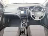 Used Hyundai i20 Premium 100 HP (73 kW) 2018 Red Hatchback