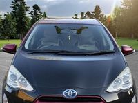 Used Toyota Yaris Hybrid 2015 Black