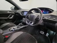 Usado Peugeot 308 Premium 130 HP (95 kW) 2021 Azul Citadino