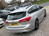 Used Ford Focus ST-Line 125 HP (91 kW) 2019 Silver Estate