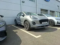 Używany Ford Puma Titanium 125 KM (91 kW) 2022 Srebrny SUV