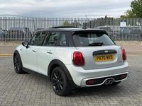Used Mini Cooper S Classic 189 HP (139 kW) 2020 Silver Hatchback