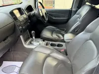 Used Nissan Navara Tekna 190 HP (139 kW) 2015 Silver Pickup