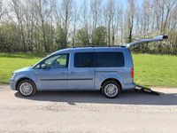 Usado VW Caddy Life 122 CV (89 kW) 2021 Azul Monovolumen