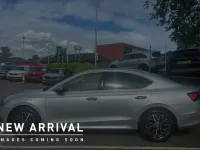 Usado Skoda Octavia SE L 147 CV (108 kW) 2023 Plateado Utilitario