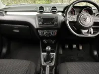 Used Suzuki Swift SZ3 90 HP (66 kW) 2018 White Hatchback