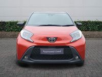 Used Toyota Aygo X 72 HP (52 kW) 2023 Red SUV