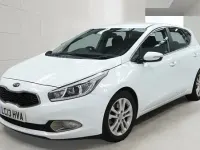 Used Kia Ceed 2013 White Hatchback