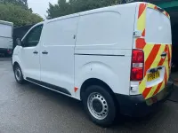 Used Vauxhall Vivaro Edition 100 HP (73 kW) 2019 White MPV