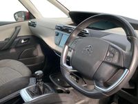 Used Citroën C4 SpaceTourer PureTech 131 HP (96 kW) 2019 Red MPV