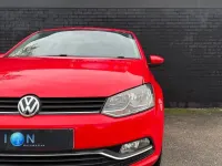 Begagnad VW Polo SE 90 HK (66 kW) 2015 Röd Halvkombi