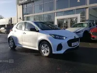 Used Mazda 2 Center-Line 116 HP (85 kW) 2025 White Hatchback