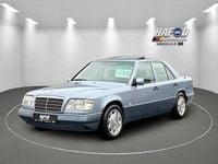 Used Mercedes E280 1994 Blue Sedan
