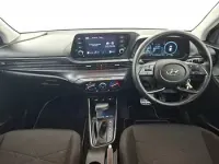 Used Hyundai Bayon SE 100 HP (73 kW) 2023 White SUV
