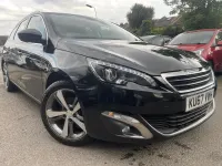 Usado Peugeot 308 Allure 130 HP (95 kW) 2017 Preto Carrinha