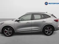 Begagnad Ford Kuga ST-Line 183 HK (134 kW) 2025 Silver SUV