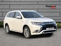 Used Mitsubishi Outlander P-HEV 174 HP (127 kW) 2019 White SUV