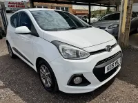 Used Hyundai i10 Premium 87 HP (63 kW) 2015 White Hatchback