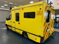 Used Mercedes Sprinter 190 HP (139 kW) 2015 Yellow