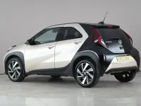 Used Toyota Aygo X 72 HP (52 kW) 2022 Beige SUV