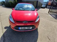 Used Ford Fiesta Zetec 70 HP (51 kW) 2011 Red Hatchback