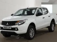 Used Mitsubishi L200 178 HP (130 kW) 2015 White Pickup