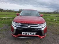 Used Mitsubishi Outlander P-HEV 199 HP (146 kW) 2016 Red Estate