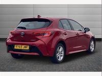 Used Toyota Corolla 122 HP (89 kW) 2019 Red Hatchback