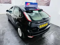 Używany Ford Focus Titanium 110 KM (80 kW) 2010 Czarny Hatchback