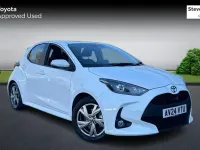Used Toyota Yaris 116 HP (85 kW) 2024 White Hatchback