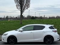 Used Lexus CT200h 136 HP (100 kW) 2016 Mauve/purple Hatchback