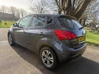 Used Kia Venga 123 HP (90 kW) 2015 Silver Hatchback