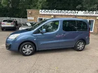 Used Citroën Berlingo Feel 100 HP (73 kW) 2016 Blue MPV