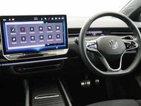 Begagnad VW ID.7 Pro 210 kW (286 HK) 2024 Vit Halvkombi