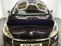 Second-hand Peugeot 208 Signature Sky 82 CP (60 kW) 2019 Albastru Hatchback