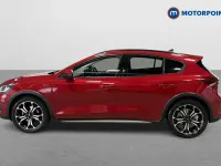 Used Ford Focus Active X 155 HP (114 kW) 2023 Red Hatchback