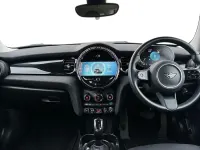 Używany Mini Cooper Classic 134 KM (98 kW) 2023 Zielony Hatchback