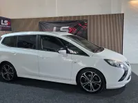 Used Vauxhall Zafira SRi 170 HP (125 kW) 2016 White MPV