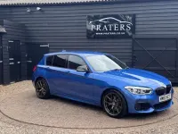 Usado BMW M135 Comfort Edition 326 CV (239 kW) 2015 Azul Utilitario