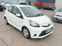 Used Toyota Aygo 2012 White Hatchback